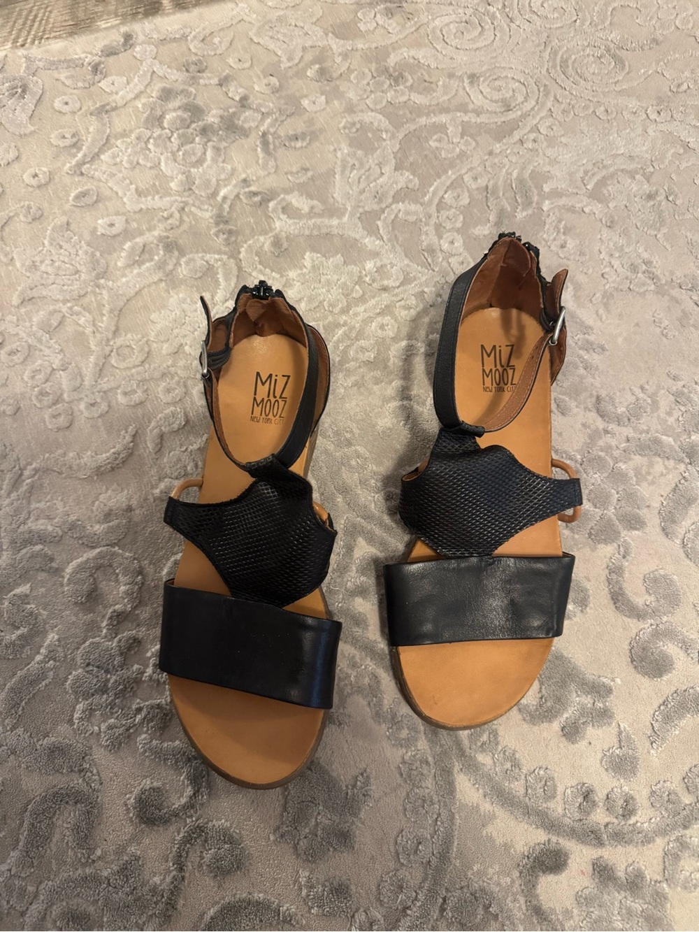 Miz mooz shoes size 41